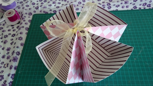 קופסא למשלוח מנות