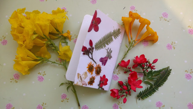 פרחים מיובשים רעיונות ליצירה