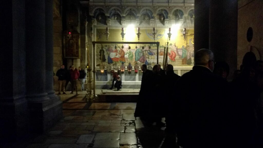 ירושלים שמתחת טקס סגירת הדלתות של כנסית הקבר