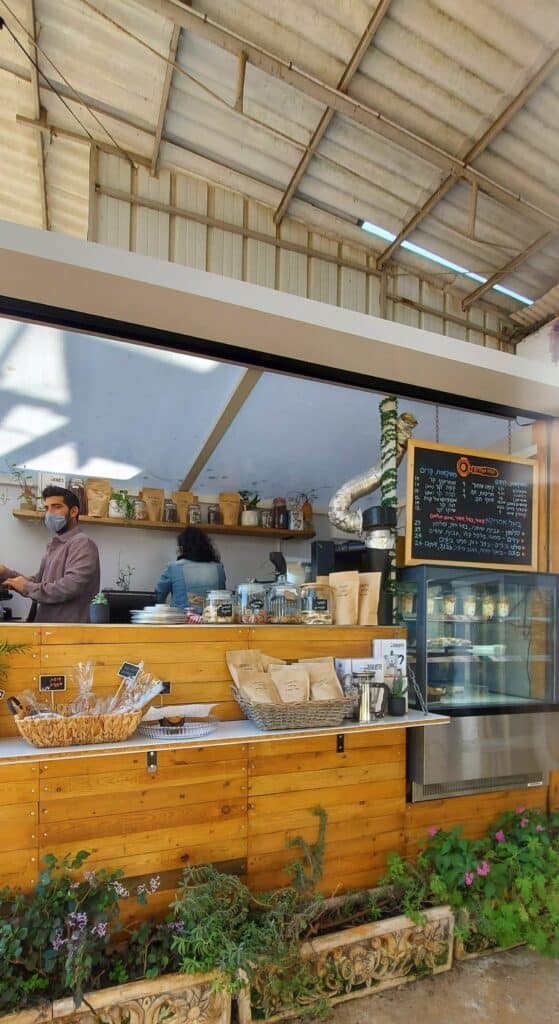 פרדס חנה פינת כרכור מפעל ומתחם אירוח לבנדר