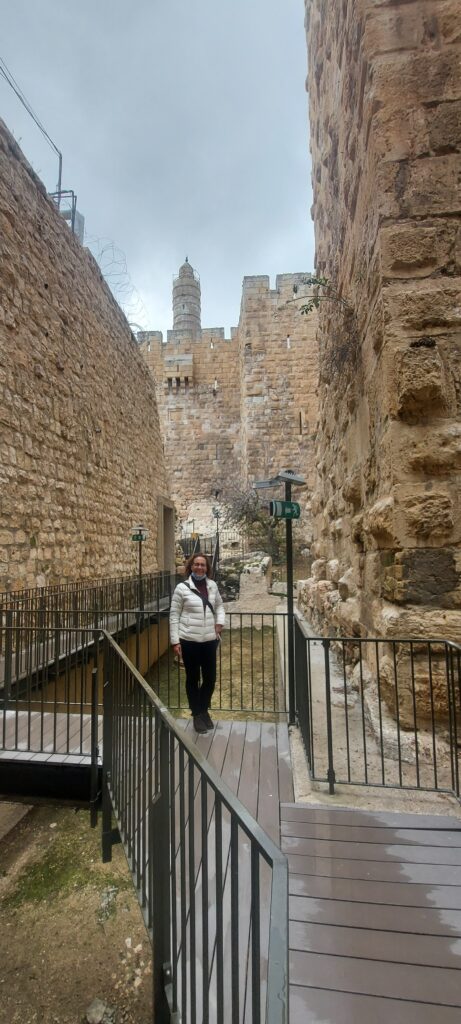 ירושלים של מעלה סיור נשים על חומות העיר